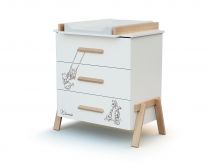 Disney Official Winnie The Pooh Changing Unit & Chest of Drawers